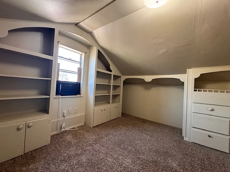 2916 Shirley Ln — Photo 12