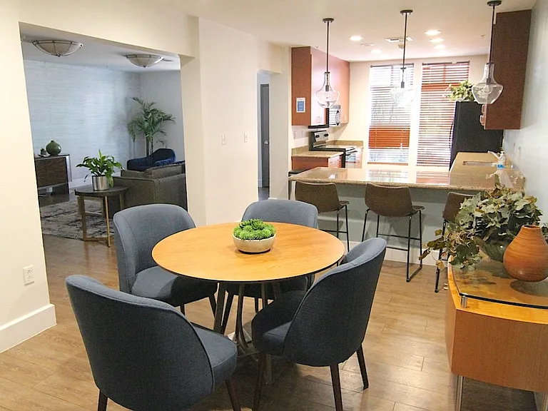 488 E Ocean Blvd #417 — Photo 13