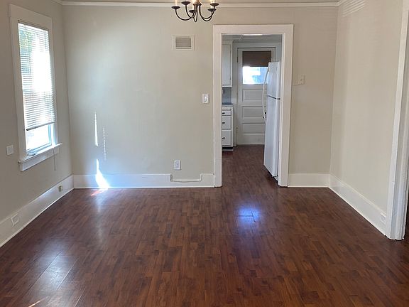 4th image of 657 1st St W #A