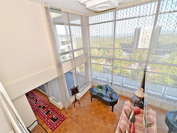 4th image of 1 Claridge Dr Penthouse 12
