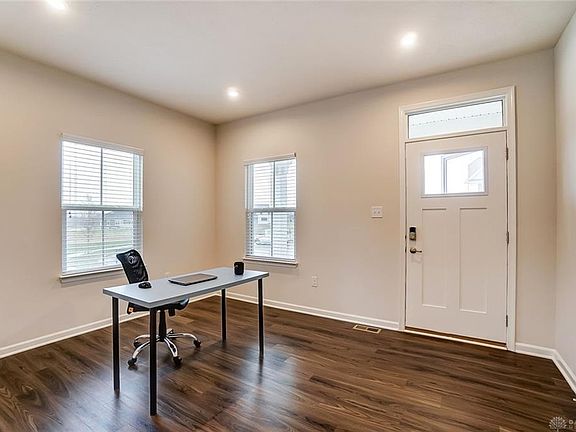 4th image of 2720 Riverstone Ct