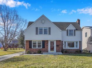 30 Rosedale Blvd, Amherst, NY 14226