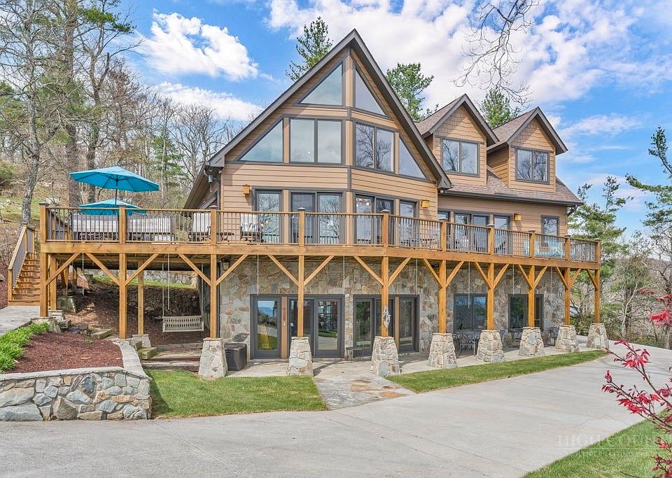 1st image of 7054 Grandview Circle
