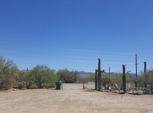 8913 W Bopp Rd, Tucson, AZ 85735