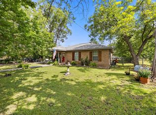1105 W Storey St, San Saba, TX 76877