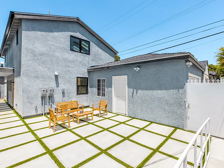 13351 W Otsego St — Photo 9