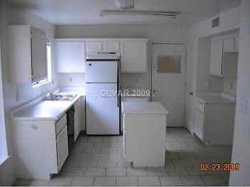 3rd image of 1736 La Cruz Dr