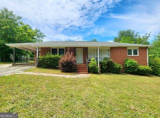 111 Oconee St, Warner Robins, GA 31088