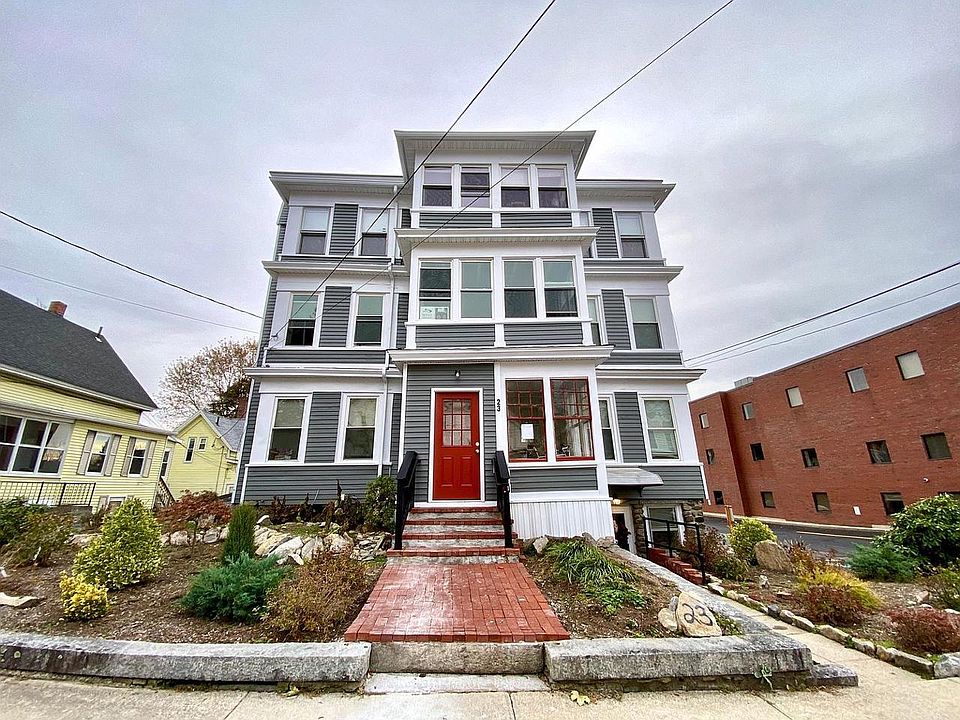 1st image of 23 Pope St #10