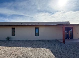 157 Fresnal Canyon Rd, La Luz, NM 88337