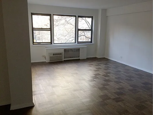 Rented by Solil Management | media 2