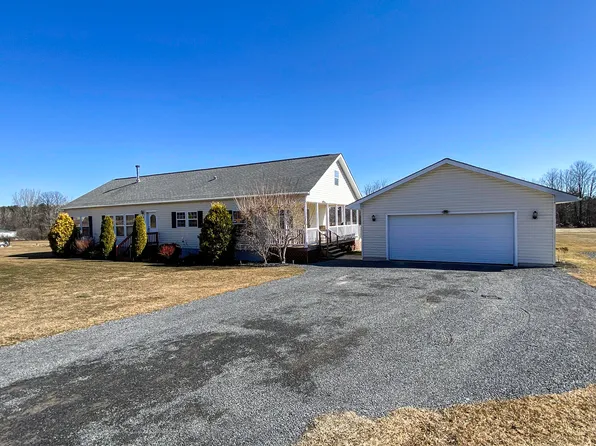 7 Westwood Dr, West Chazy, NY 12992