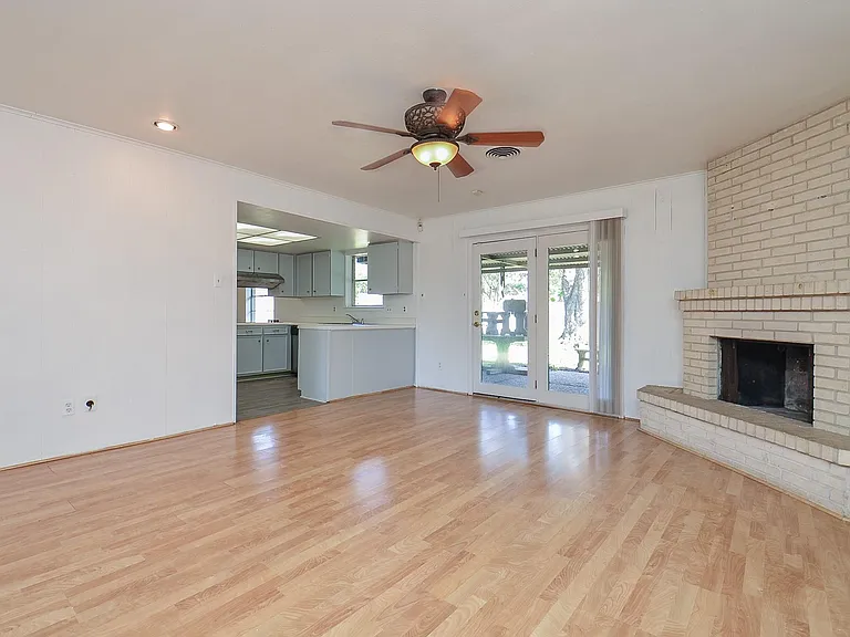 7327 Osage St — Photo 12