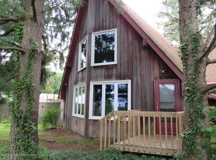 1212 Larchmont St, Toms River, NJ 08757