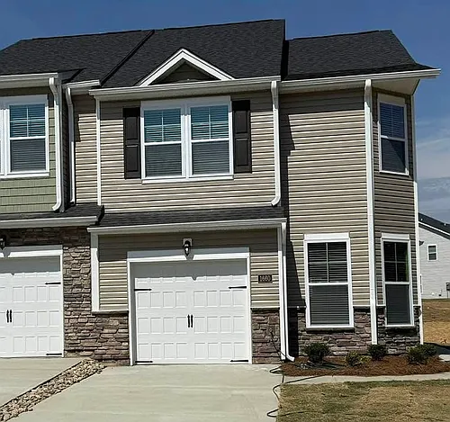 1569 Amberview Ln #1569 Photo 1