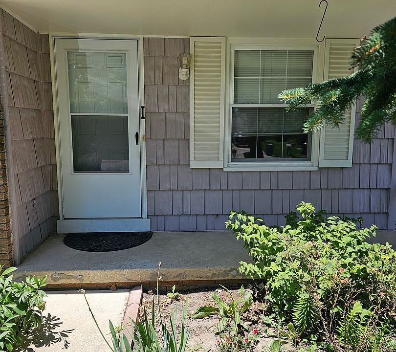 1st image of 1010 Boone Ct
