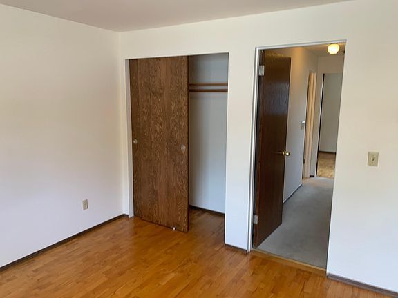 3rd image of 6-2317 N 134th St #6
