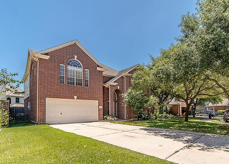 1st image of 10814 White Oak Creek Ct