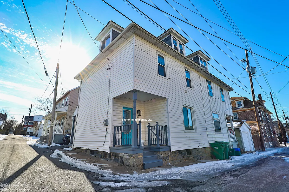 Front of House - 517 Schaffer St