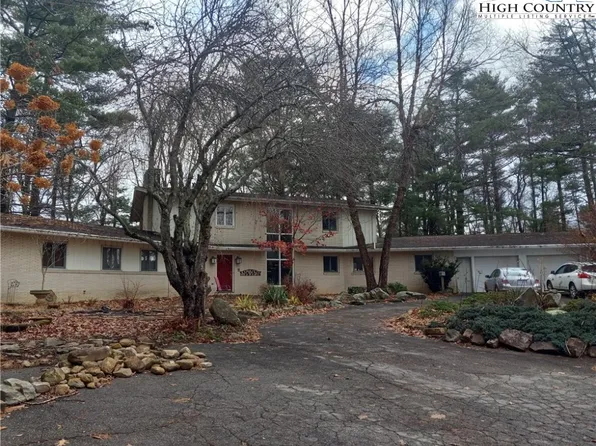 207 Skyview Drive, Boone, NC 28607