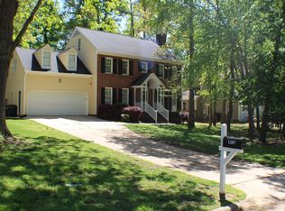 1207 Eastham Dr, Apex, NC 27502