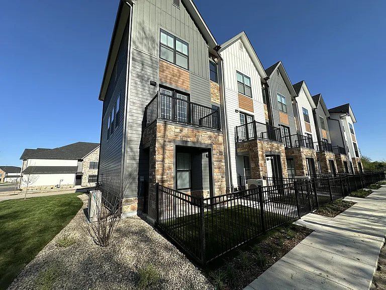 The BLVD at Wilson Crossings — Photo 41