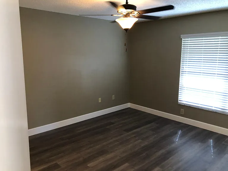11813 Hickorynut Dr — Photo 12