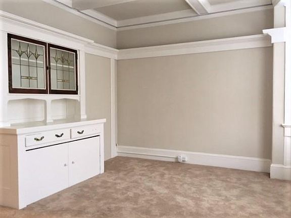 5th image of 179 Oak St #M