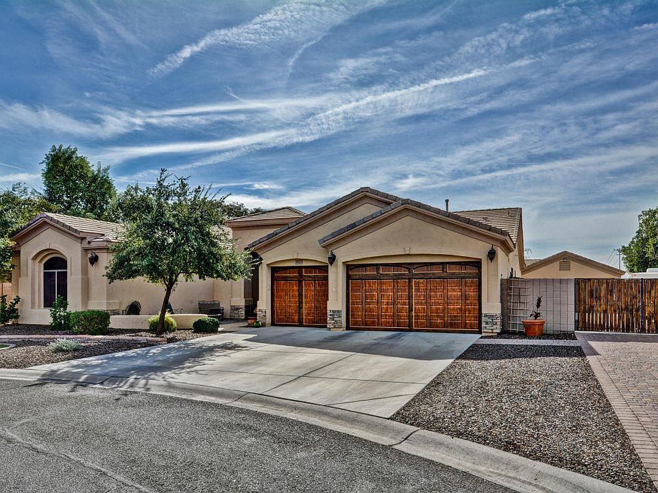 1st image of 8243 W Mariposa Grande Ln