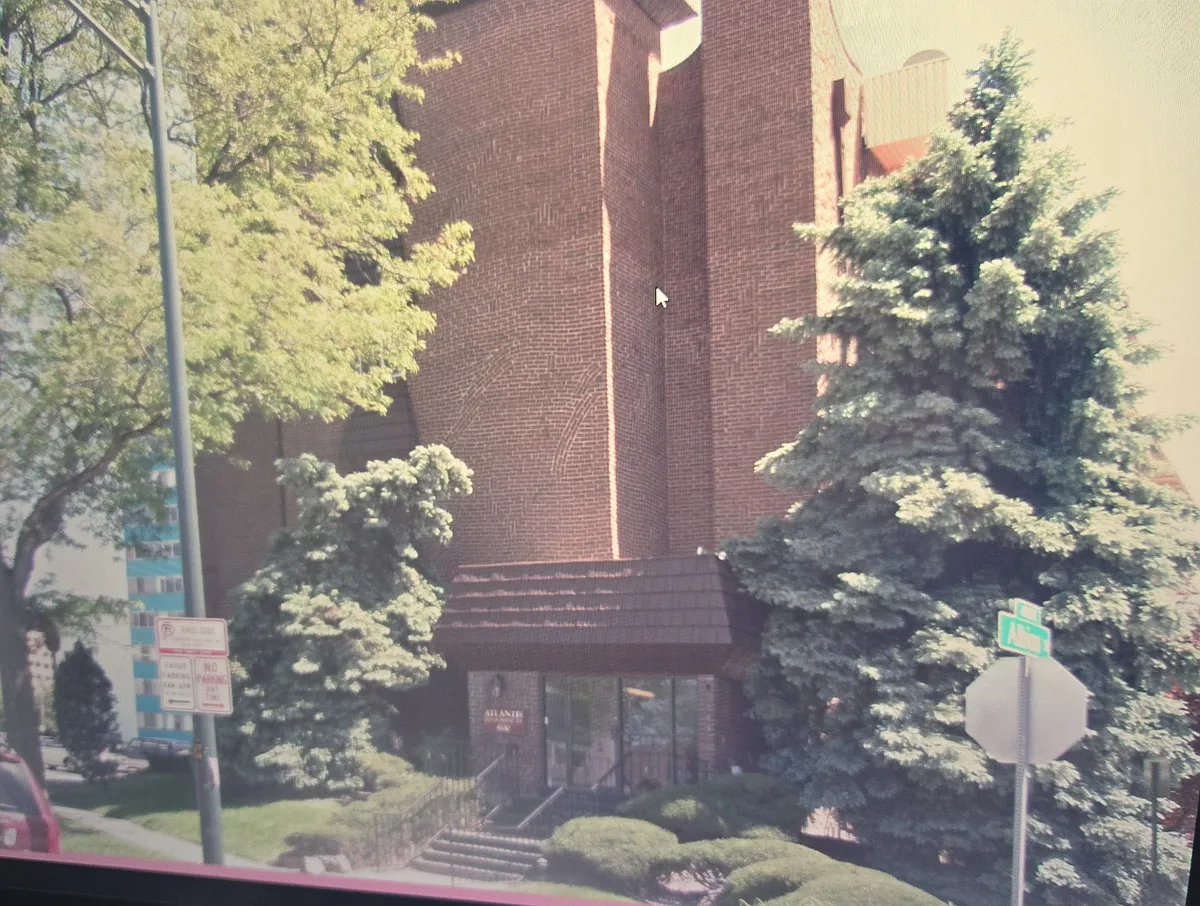 Building Photo - 4110 Hale Pkwy #6F