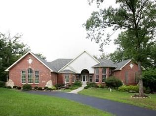 16609 Barizan Dr, Wildwood, MO 63038