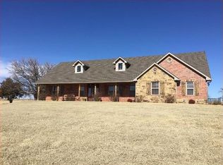 10456 N 2040th Rd, Elk City, OK 73644