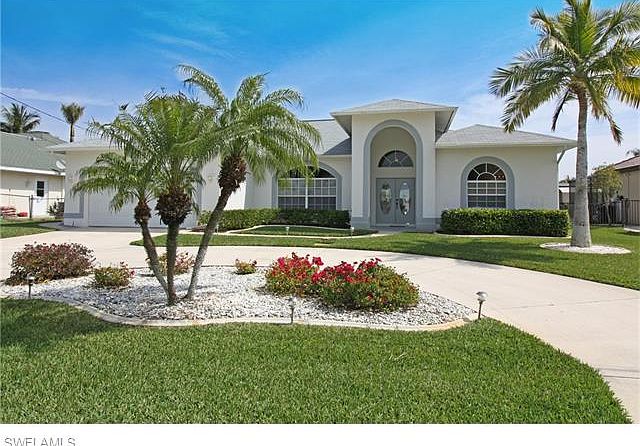 1st image of 5011 SW 11th Ct