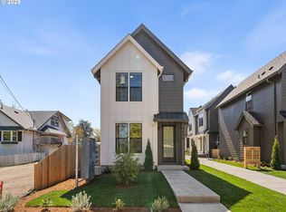 6028 NE Mason St #1, Portland, OR 97218