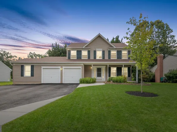 2019 Advisory Ct, Eldersburg, MD 21784