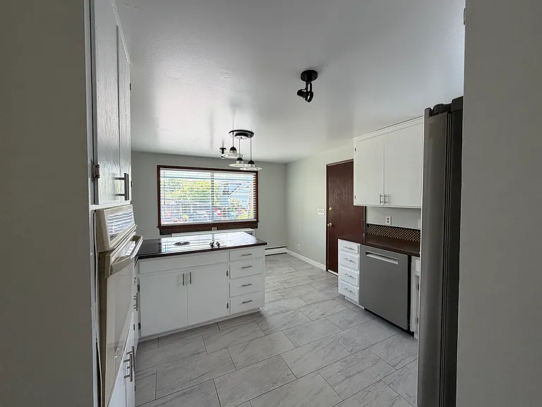 5201 16th Ave SW — Photo 13
