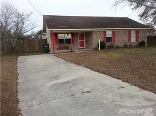219 Kyle Ln, Hinesville, GA 31313