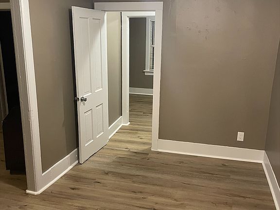 4th image of 1235 New York Ave #627-13