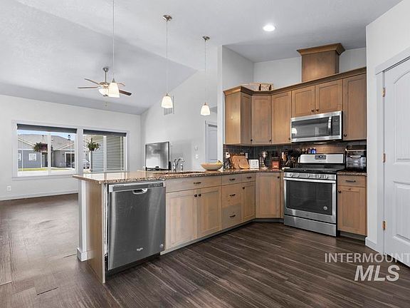2nd image of 351 Syringa Springs Dr