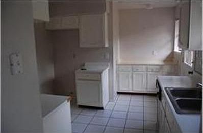 4th image of 9814 Cane Creek Dr