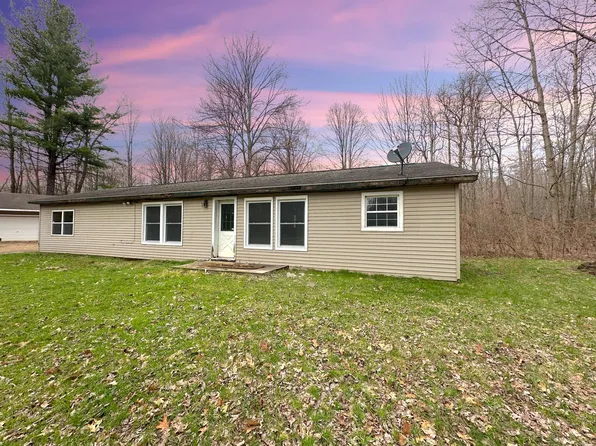 34201 Whiskey Run Rd, Mattawan, MI 49071