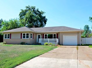 1115 4h Rd, Ottawa, IL 61350