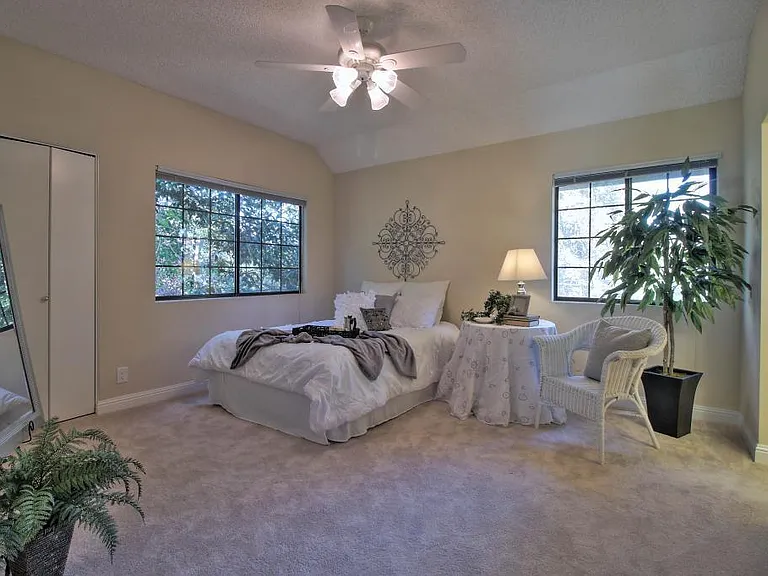 1886 Huxley Ct — Photo 8