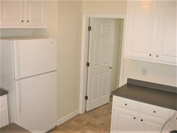 5th image of 218 Clearwater Dr