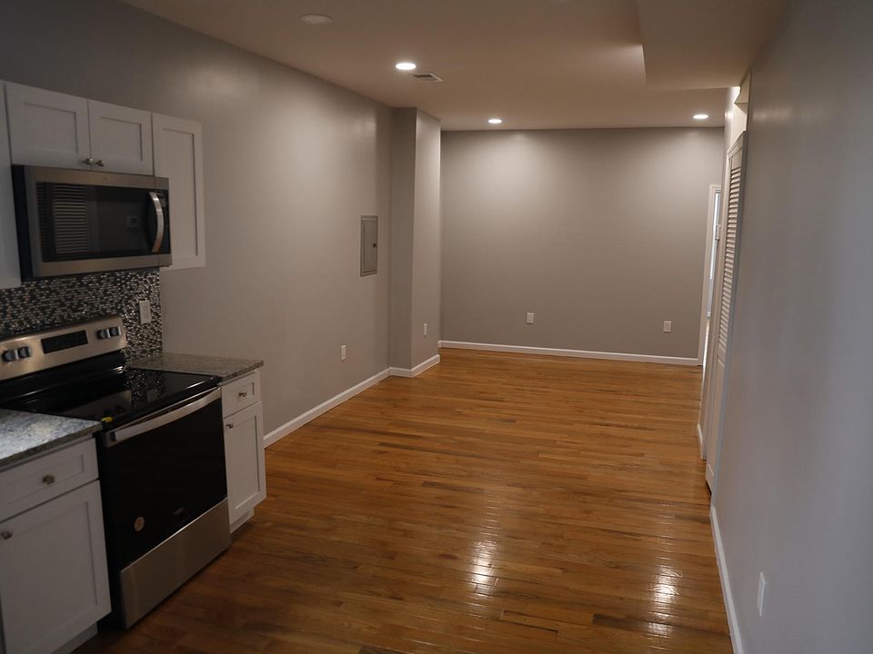1st image of 2626 N 17th St #1