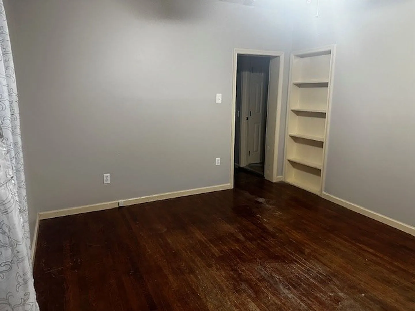 50 Lincoln Avenue — Photo 4