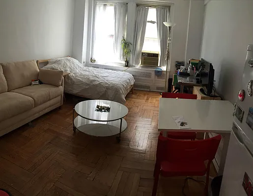 Rented by Keller Williams NYC | media 23