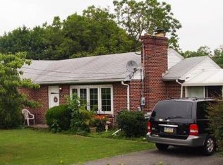 1604 Kelchner Rd, Bethlehem, PA 18018