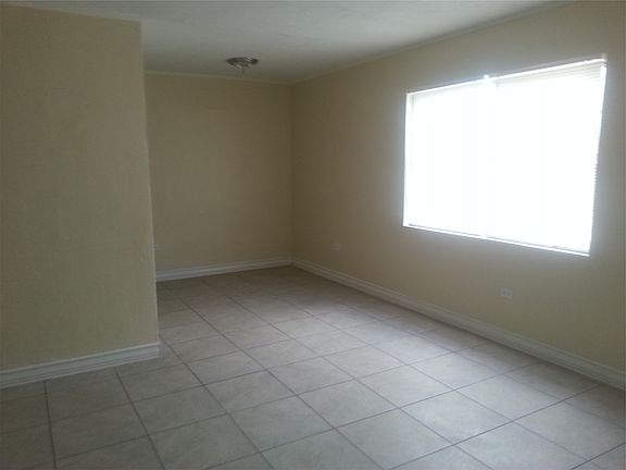 5th image of 380 NW 131st St