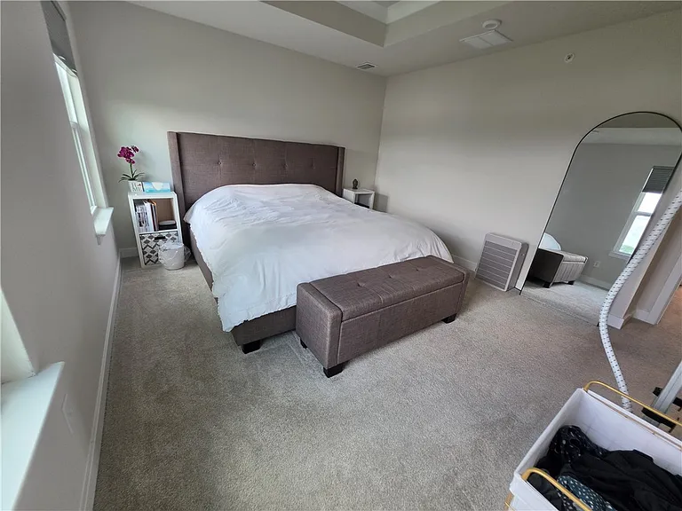 120 Crown St — Photo 36